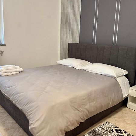 Serravalle Shop&Stay Serravalle Scrivia Kültér fotó